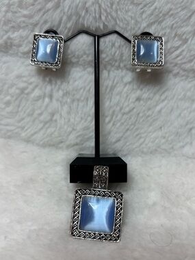 Silver ornate framed blue square gemstone earrings & necklace pendant